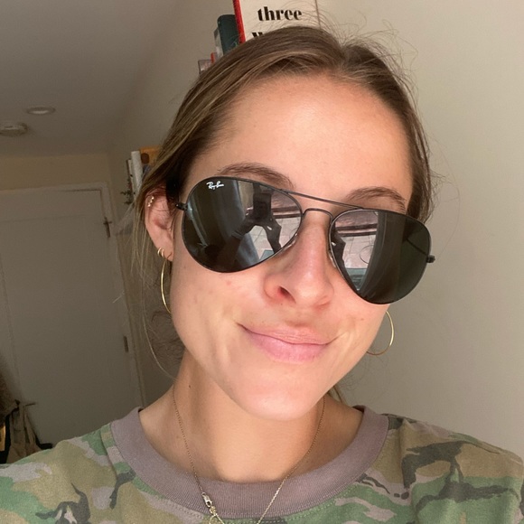 black aviator ray bans great condition main image 7